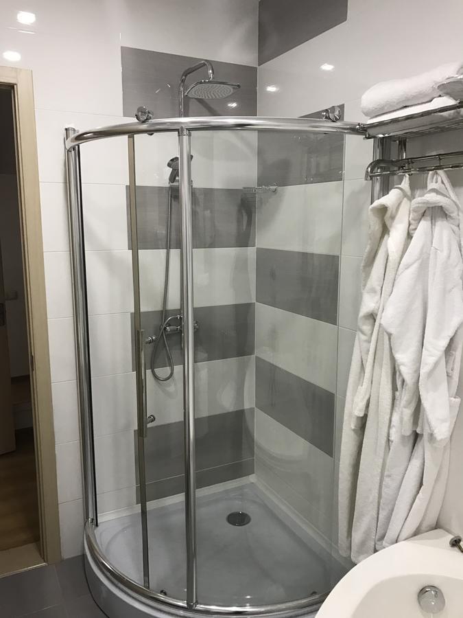 Hotel Marseille バトゥーミ エクステリア 写真