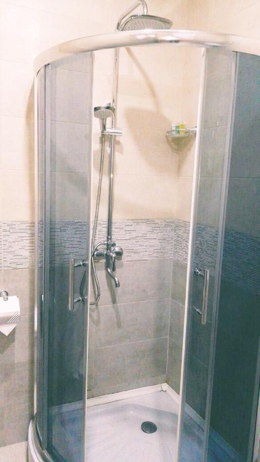 Hotel Marseille バトゥーミ エクステリア 写真